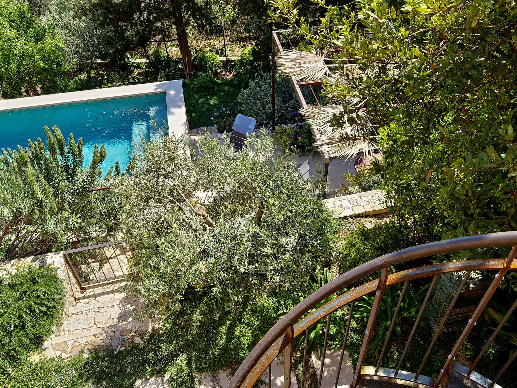 jardin-prive Hostellerie de la Sainte Baume - Hervé Der Sahakian Paysagiste concepteur